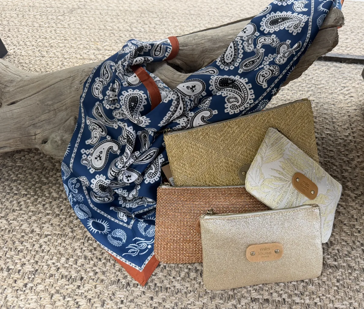 Foulard et pochettes Mila Louise