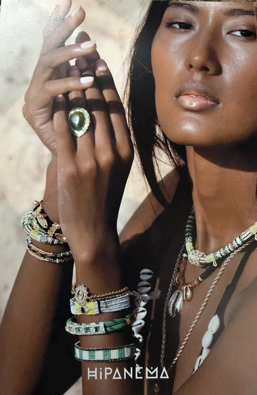 Bracelets et colliers Hipanema